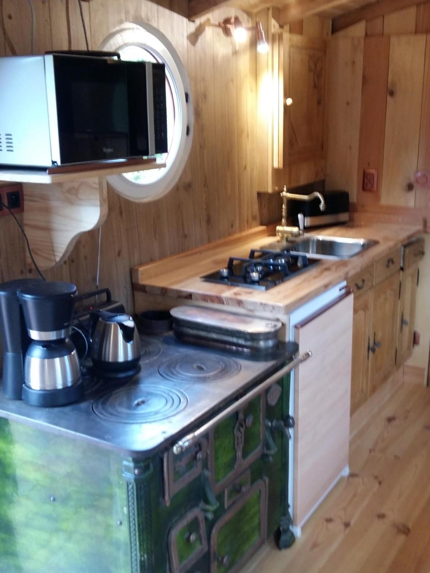 Roulotte Du Pere Noel Holiday home Ban-sur-Meurthe-Clefcy